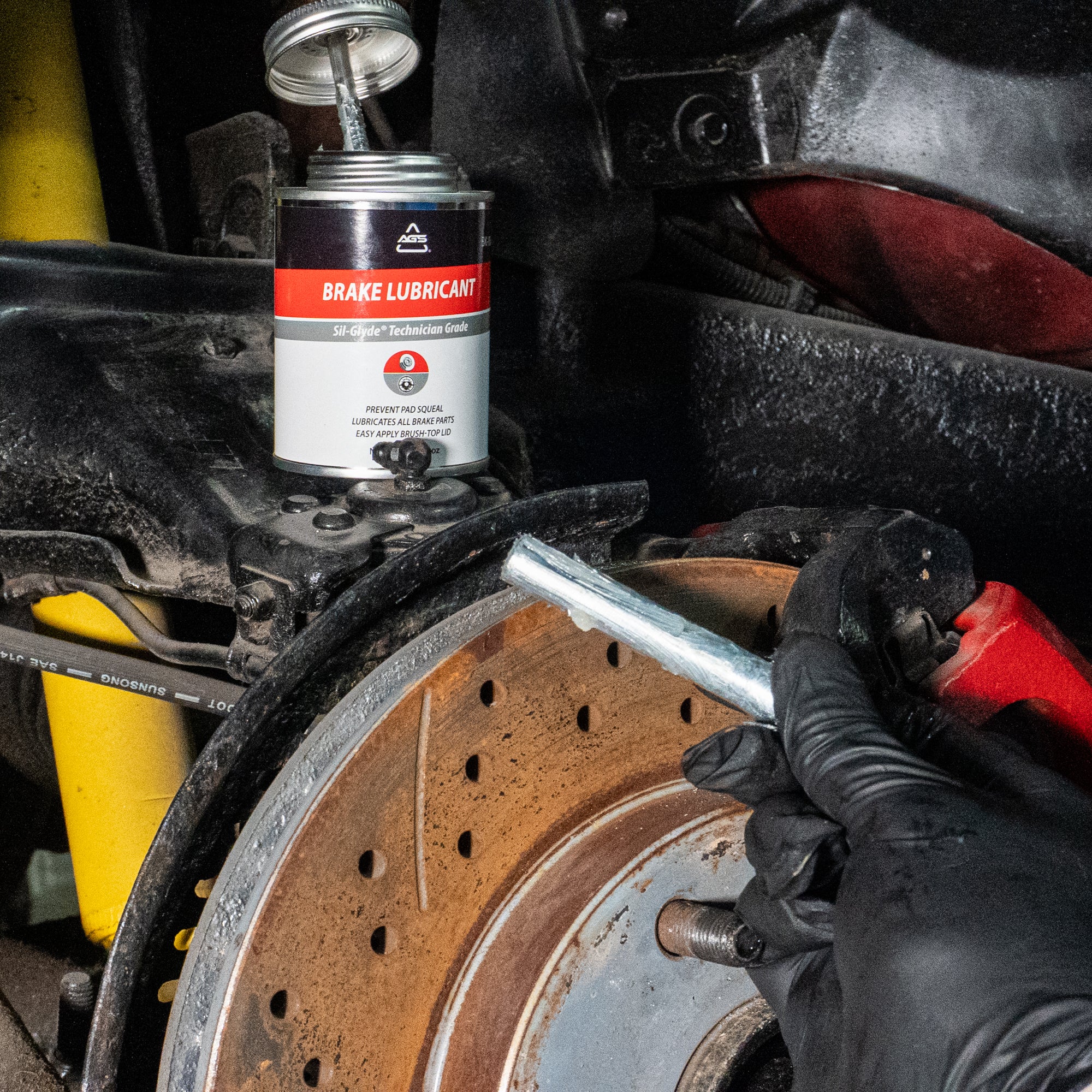 Sil-Glyde Technician Grade Brake Lubricant – 8 oz Brush Top - Image 5